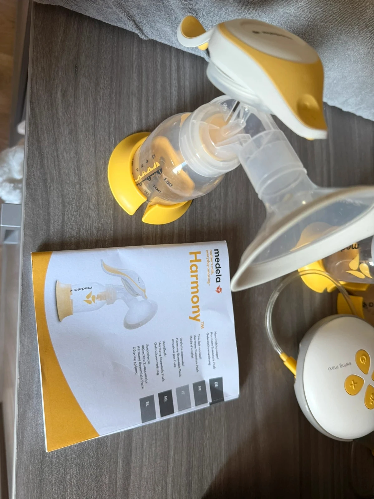 Lot Medela compleet – Dubbele elektrische melkpomp + handmatige melkpomp + accessoires – photo 12